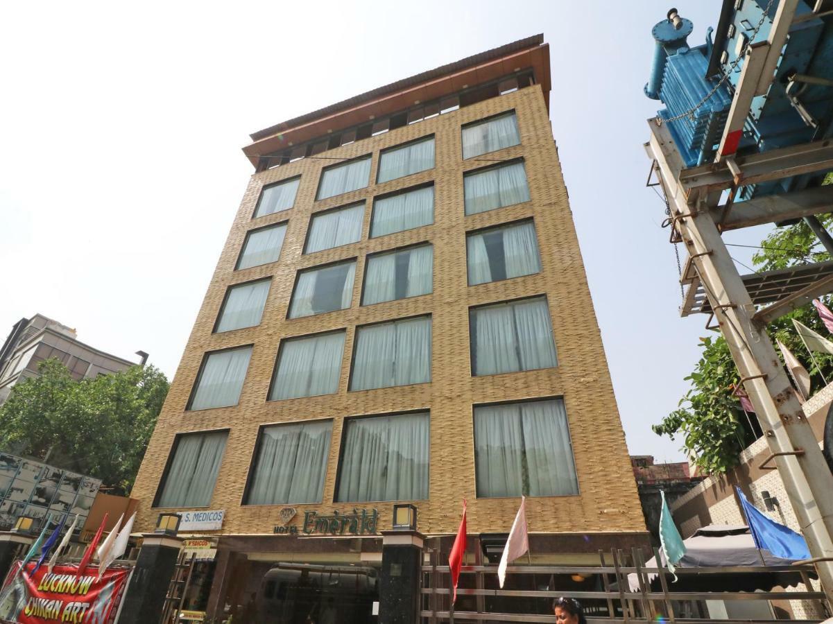 Hotel Emerald Колката Екстер'єр фото