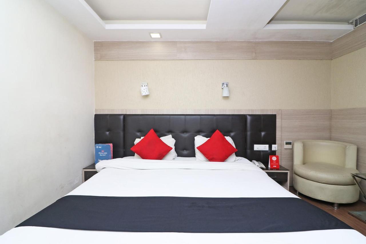 Hotel Emerald Колката Екстер'єр фото