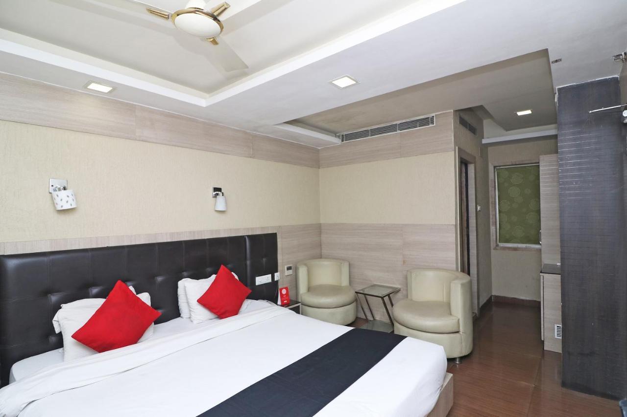 Hotel Emerald Колката Екстер'єр фото