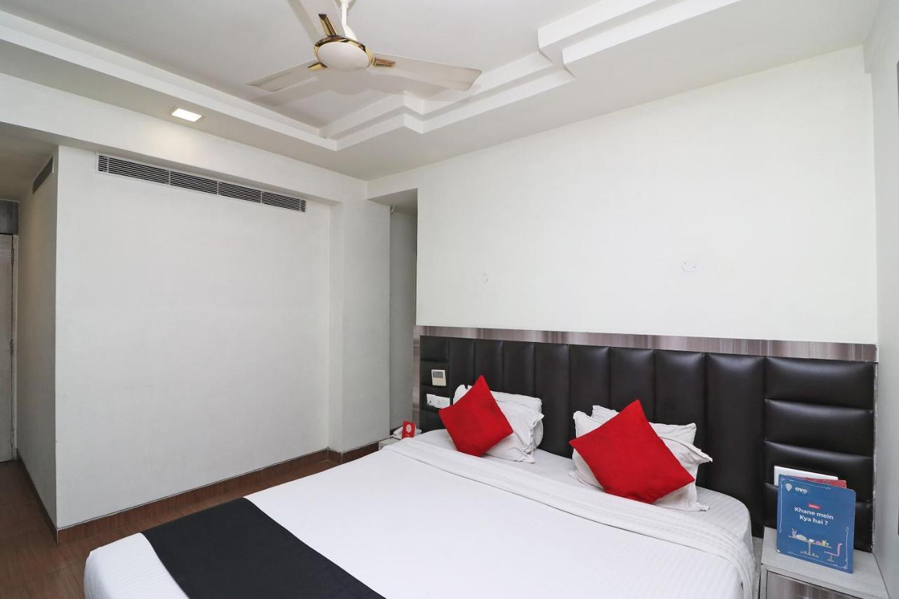 Hotel Emerald Колката Екстер'єр фото